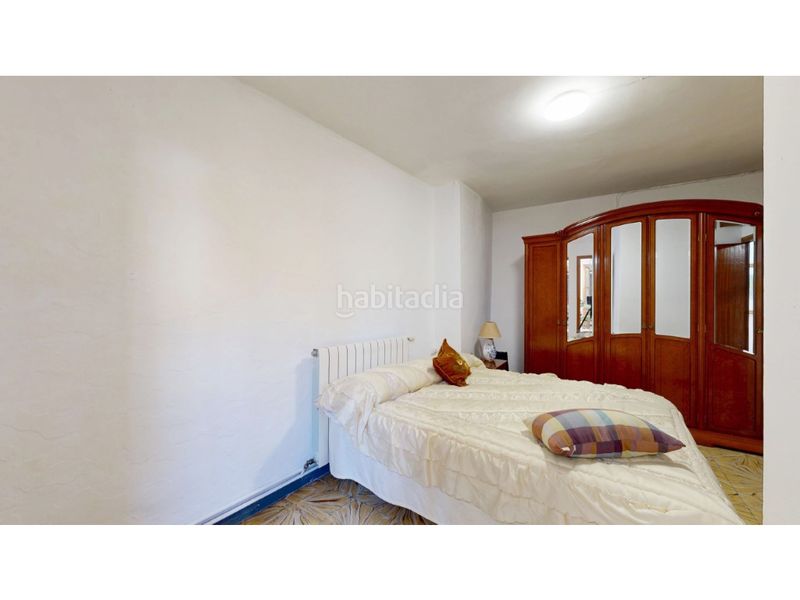 Foto af91a5cf-1cfe-4e8b-9a59-881c7ee9b342. Casa amb aparcament a Benimantell