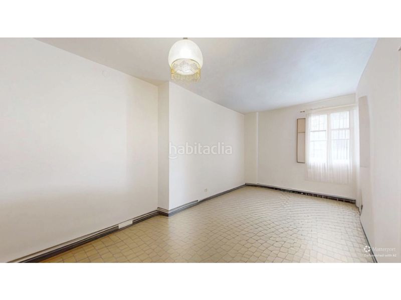 Foto d0008ac0-6cb1-49f0-b0e8-d257f999bbcb. Casa amb aparcament a Benimantell