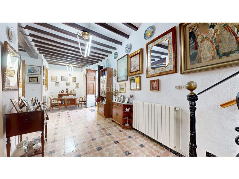 Foto d8834c39-9232-4525-8d38-5c825e1ad248. Casa amb aparcament a Benimantell