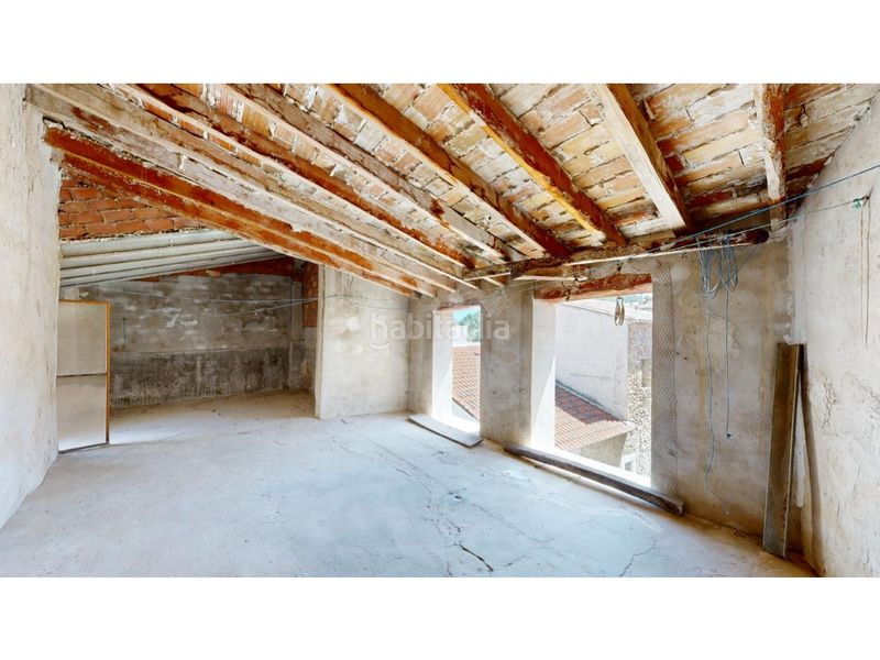 Foto f5eeccc0-03af-44a6-8ca3-0b09084c4c78. Casa amb aparcament a Benimantell