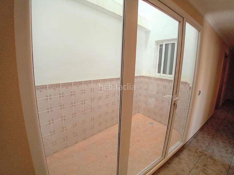 Foto 58a1f9d5-f050-4c4e-b531-145ac376eeff. Casa amb aparcament a Pobla del Duc (la)