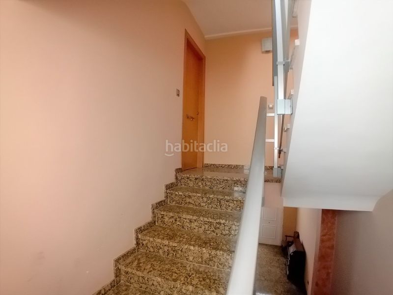 Foto 6953038f-0f47-4956-a35b-78354d51fe17. Casa amb aparcament a Pobla del Duc (la)