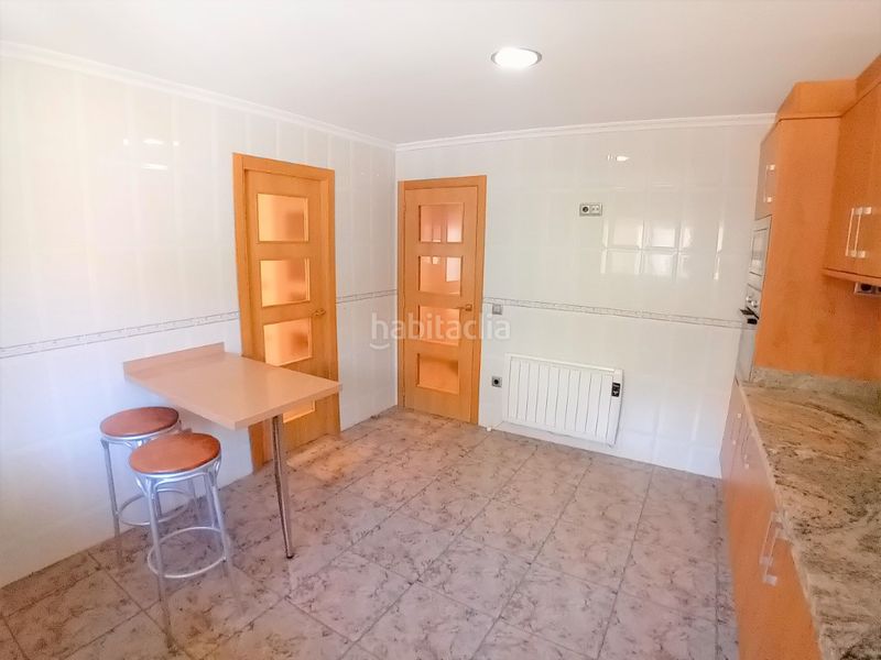 Foto d264e52f-34b8-479b-a242-b7608a2e2a98. Casa amb aparcament a Pobla del Duc (la)