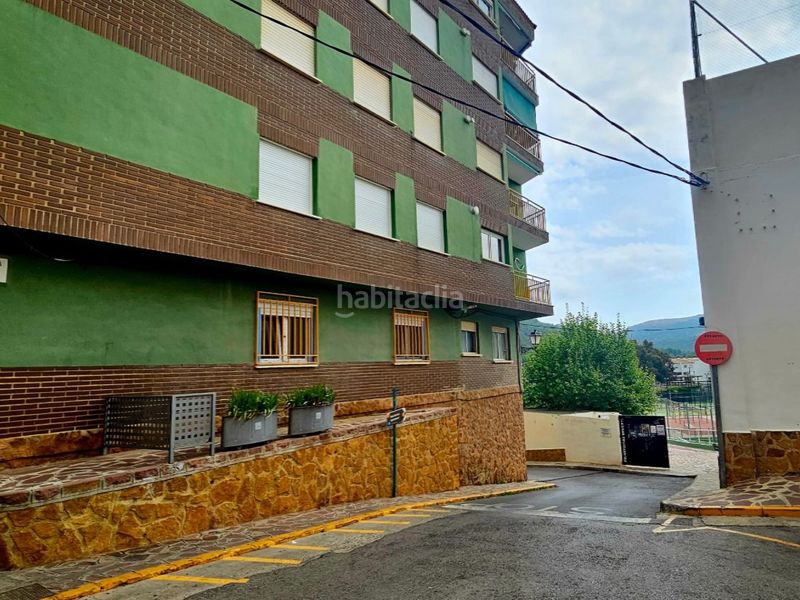 Foto 1a931eb9-bd2d-4f98-9d77-78166498e407. Pis amb aparcament a Serra