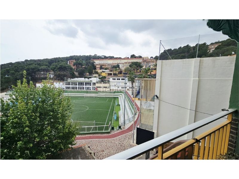 Foto 1f0d1609-827e-4064-b7cd-9053d1d97bf5. Pis amb aparcament a Serra