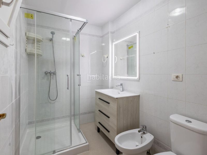 Foto 5082babf-1fe0-494d-9c08-54a7b5b8a98f. Pis a Natzaret Valencia