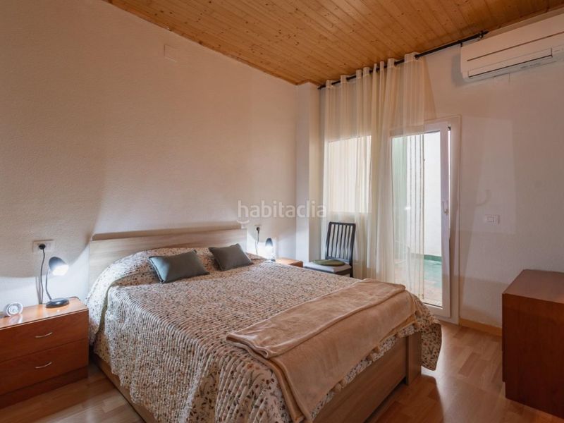 Foto e18ad8ca-a339-479b-9340-3eb678bc5b51. Pis a Natzaret Valencia