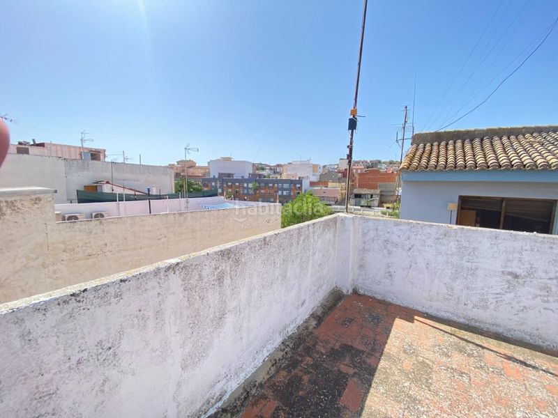 Foto cd3e8dcd-6036-4b9f-9ef5-cb962e593786. Pis a Vilamarxant