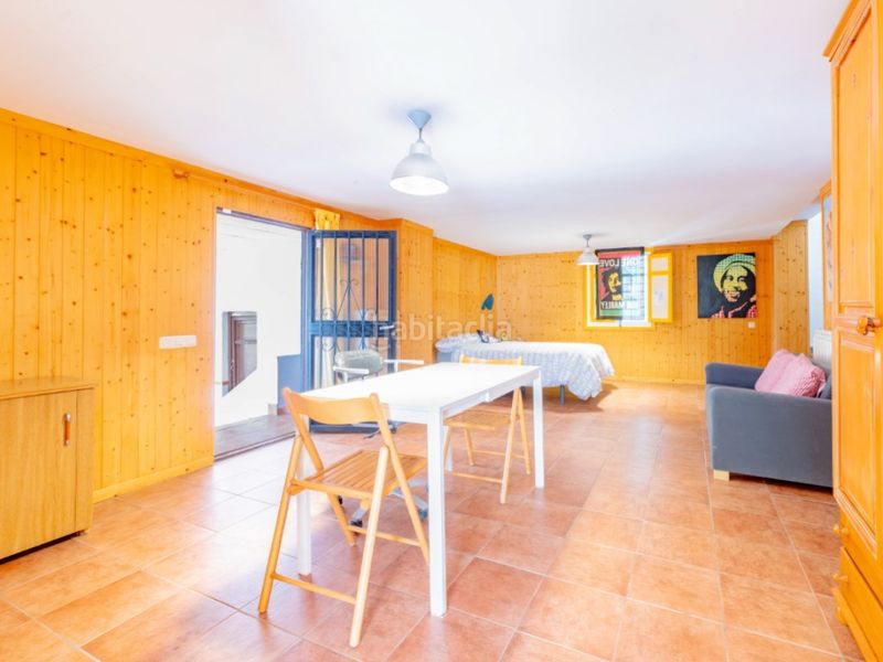 Foto 1ef3451a-c2f4-4d6e-a7ef-3f458c71984c. Xalet amb aparcament a Benifaió