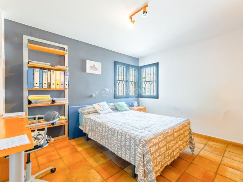 Foto 68041781-bf1a-42c8-85e8-4ab7a068fce2. Xalet amb aparcament a Benifaió