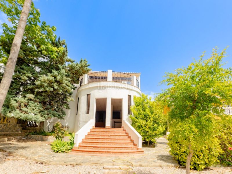 Foto 71301625-c4b5-499e-842f-a4ad721d5fa6. Xalet amb aparcament a Benifaió