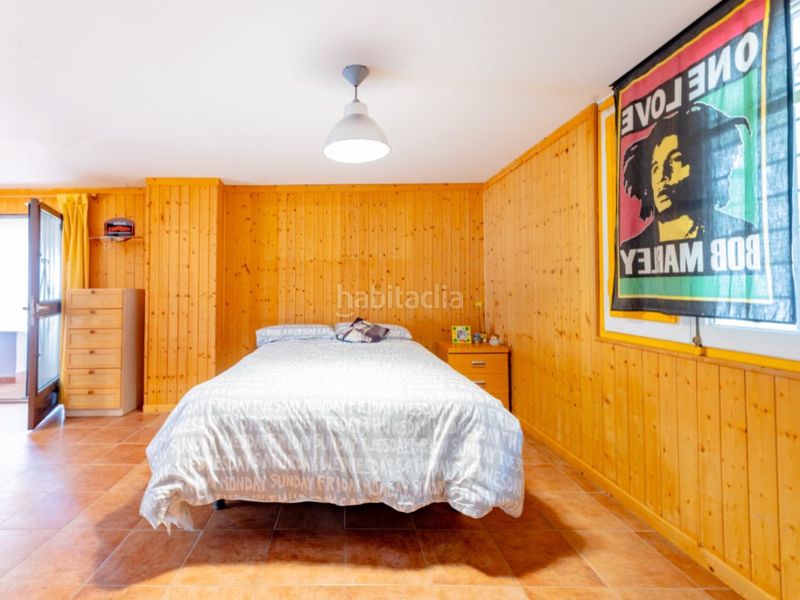 Foto 7896b4f7-3317-4122-b5d8-9a2f26b601cb. Xalet amb aparcament a Benifaió