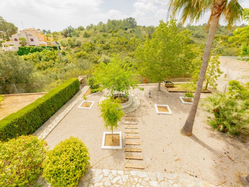 Foto ae39be76-1cf1-4135-894a-02679cc6b5ad. Xalet amb aparcament a Benifaió