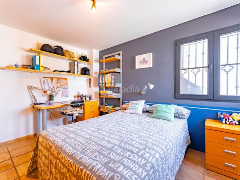 Foto b69f4cf1-1865-4d60-9d35-0dc45ae00bf4. Xalet amb aparcament a Benifaió