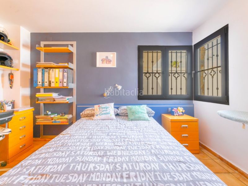 Foto cb990b41-8d9b-4468-a3e1-688534886fb2. Xalet amb aparcament a Benifaió