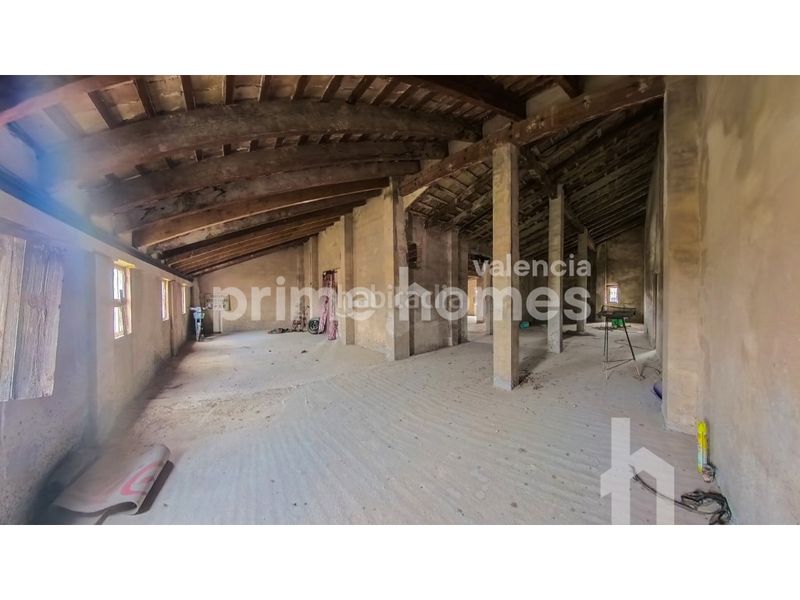 Foto 4a838705-6dba-45f7-9ef6-9dd0d51e535d. Casa a El Castellar i l'Oliverar Valencia