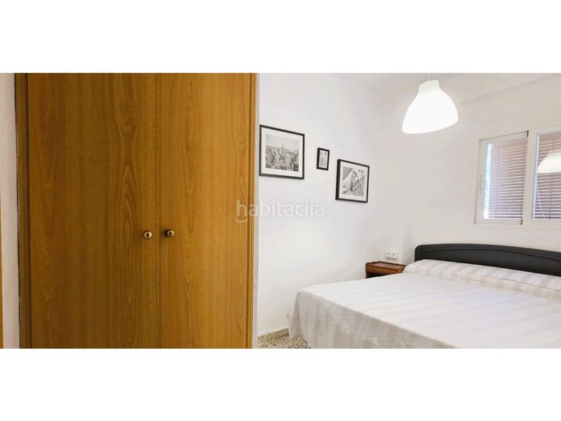 Foto f8982244-8366-42d5-a0e4-ccf57b55569a. Pis a Calles
