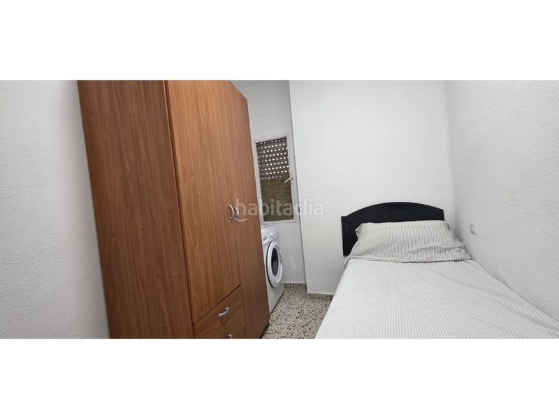 Foto a7592d6b-dadb-485d-bcda-fd4970a73a43. Pis a Calles