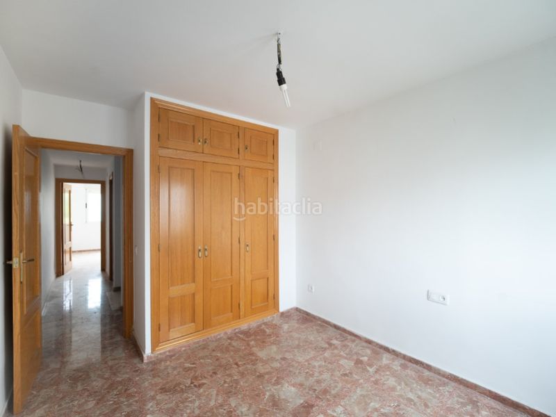 Foto ed07392f-3504-4507-a352-bc8767fc0917. Casa adossada amb aparcament a Macastre