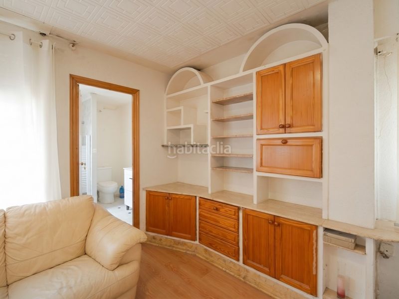 Foto 0e2364d7-a146-48f1-b57d-b17bb6ca4381. Casa amb aparcament a El Alborgí Paterna