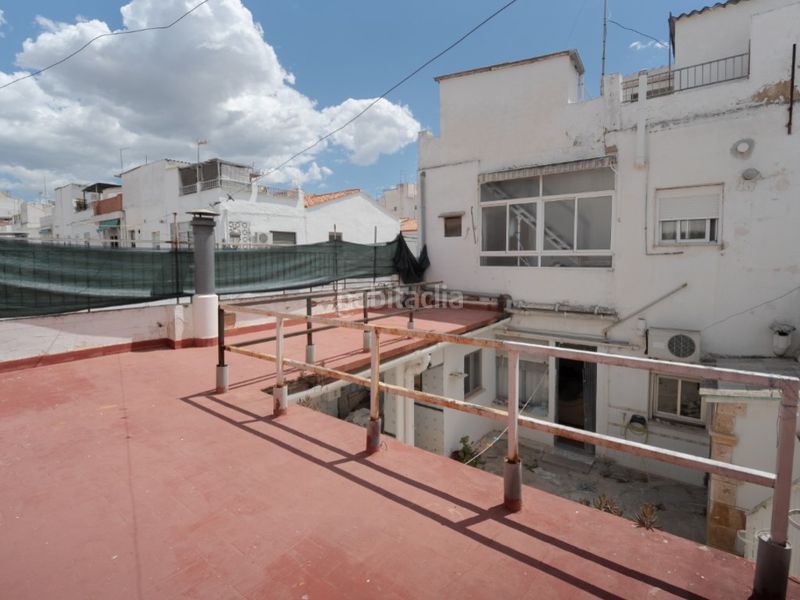 Foto 1d5e8106-6d80-441d-9e74-d3476aec7702. Casa amb aparcament a El Alborgí Paterna