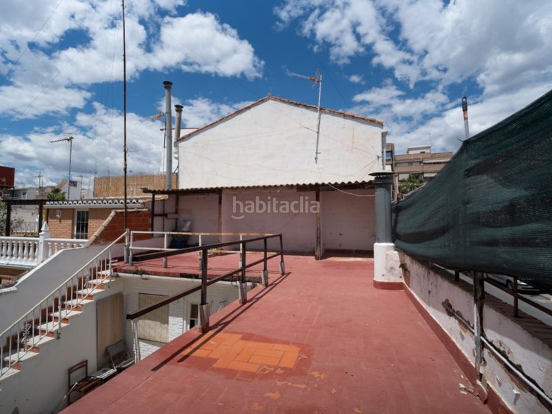 Foto 6056d316-50b1-4201-95e5-b159a386e3e4. Casa amb aparcament a El Alborgí Paterna
