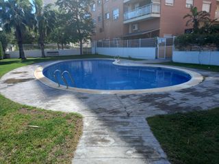 Rent Flat in Valterna. Alquiler en valterna paterna con piscina comunitaria
