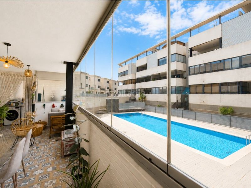 Foto bc9d1832-7a39-4ed7-adea-88b2e9c77f3f. Pis amb aparcament piscina a Loriguilla