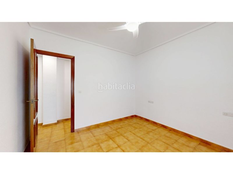 Foto 990ea654-78d7-4710-99d2-d617a9522a60. Pis a Arrancapins Valencia