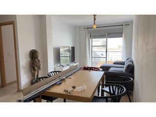 Pis  Calle totana. Moderno, reformado y listo para entrar! piso de 3 hab. ideal par