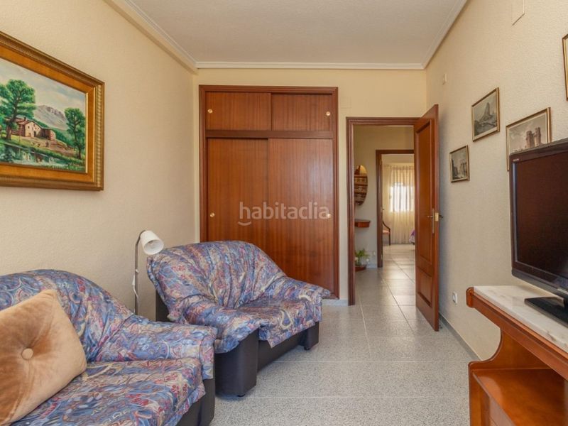 Foto e75a1fa4-7711-4fb4-8d0d-bfdef27f2fbf. Casa adossada amb aparcament a Macastre