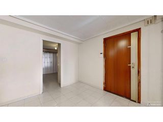 Flat in Enguera. Vivienda de dos dormitorios esquinera en enguera