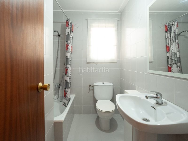 Foto fba834b6-dd75-4bb2-91af-f4f422ca99ac. Pis amb aparcament a Benifaió