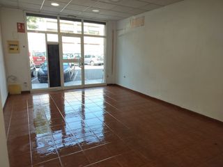 Local Comercial a Zona Concordia. Local comercial en burjassot