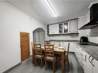 Casa a Casco Antiguo. Casa de pueblo reformada en el casco antiguo de liria