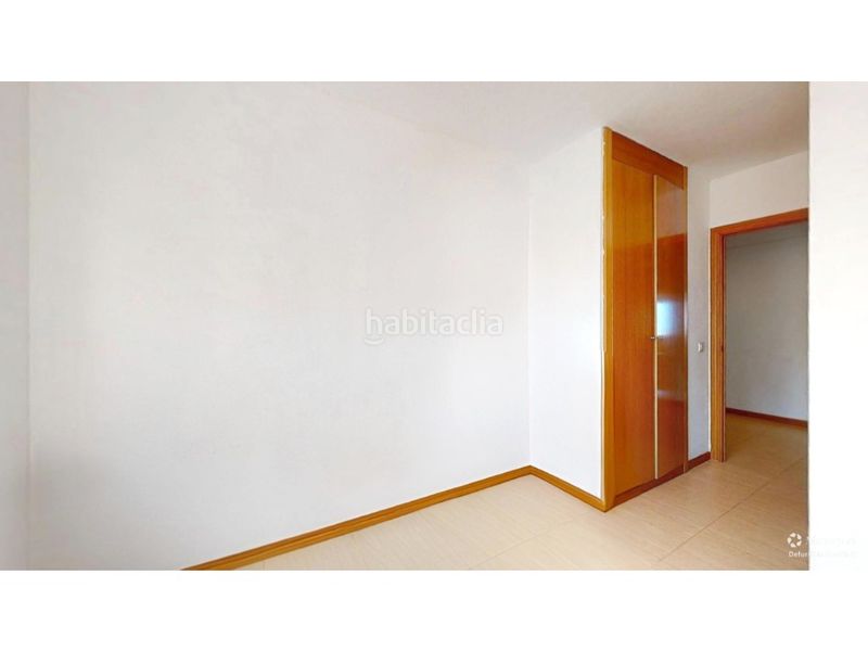 Foto ac92ba6f-3340-49e1-8e5e-4eef8b05e579. Pis amb aparcament a Picassent