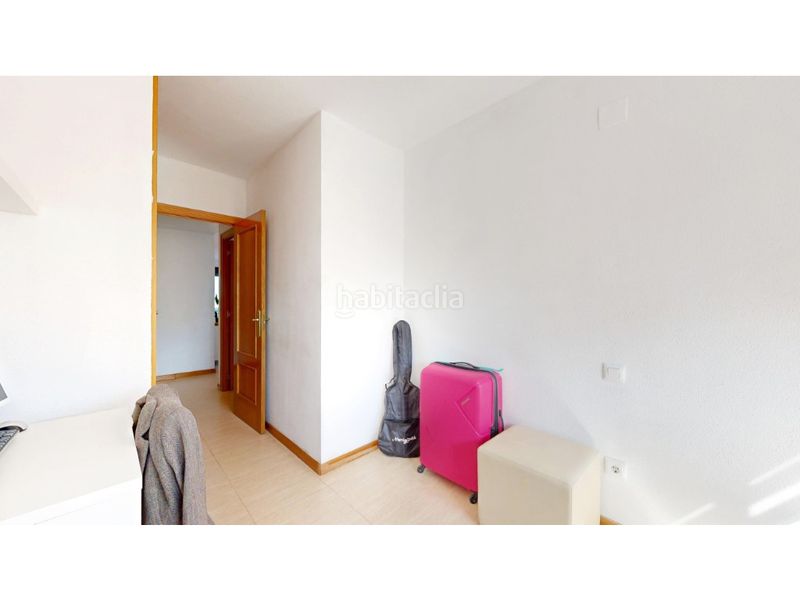 Foto b84ca17a-9311-46c3-802a-2f9aa74d4fc8. Pis amb aparcament a Picassent