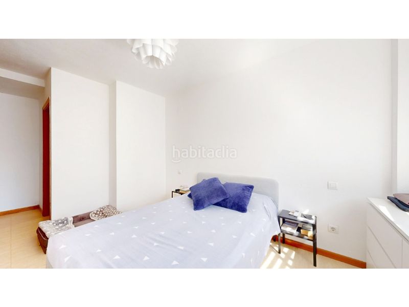 Foto c2ef9759-80c6-46b9-a8e3-d4f3aef1211d. Pis amb aparcament a Picassent