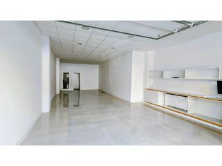 Local Comercial a Llombai