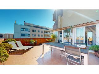 Dachwohnung in Santa Rita. Ático exclusivo con gran terraza en una de las mejores zonas de
