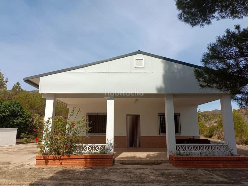 Foto b9c0384a-e0c4-44e7-9015-6f28c9e9b853. Xalet amb calefacció aparcament piscina a Las Pedrizas Chiva
