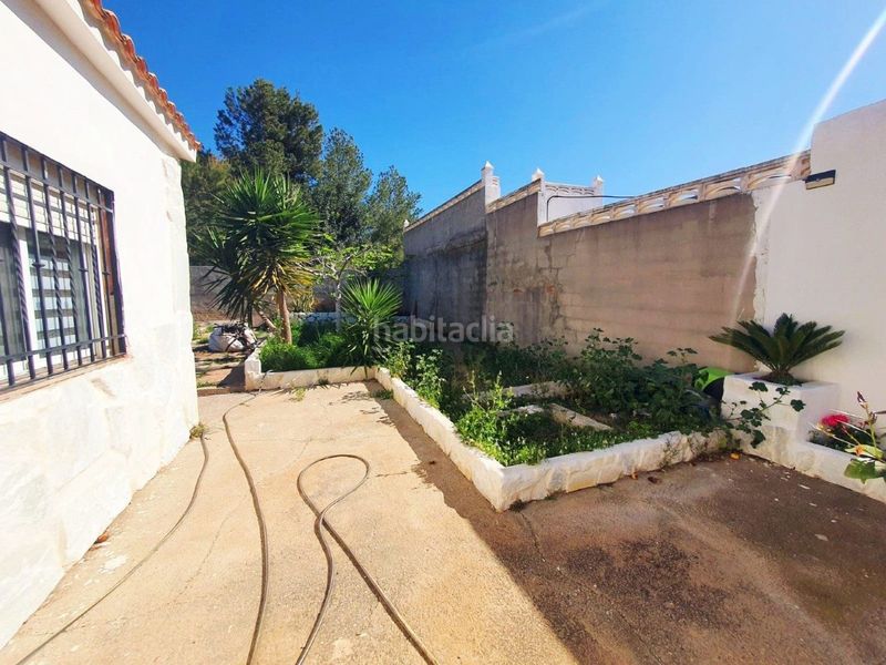 Foto c1950e2f-e6f8-4511-a03b-1f0926102188. Xalet amb calefacció aparcament piscina a Pedralba