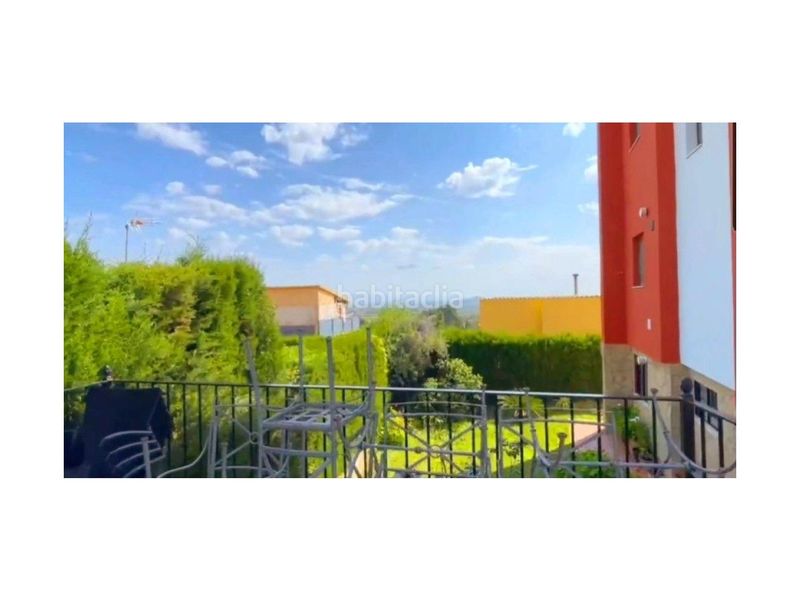Foto 191c8d52-9b56-40de-b4d1-99e6e919a1d0. Xalet amb aparcament piscina a Centro Chiva