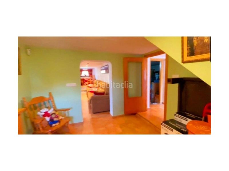 Foto ece8fe92-561d-4750-a0ad-8cbf7b2edb82. Xalet amb aparcament piscina a Centro Chiva