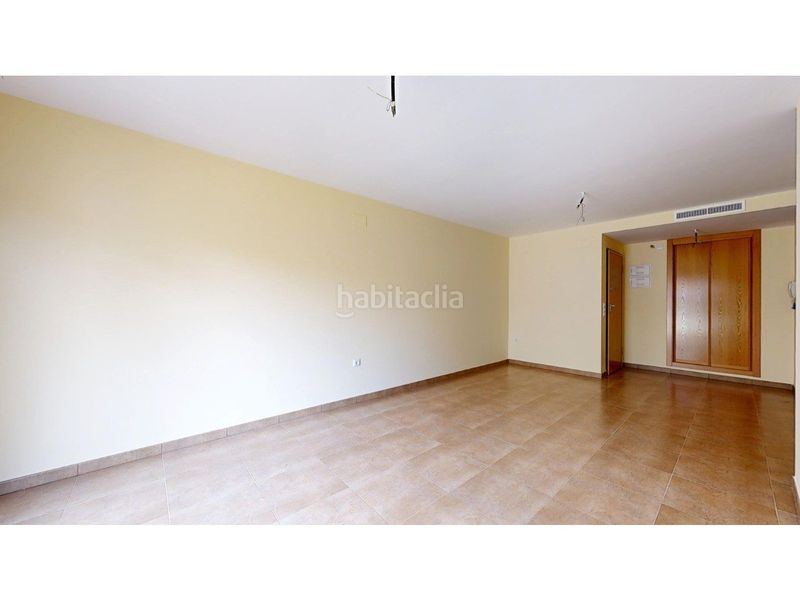 Foto 12daadcb-cf8d-49a2-9e59-10c178e95e6b. Pis amb aparcament a Enguera