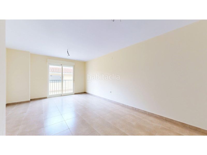 Foto d1909b4c-a2d8-4a69-b5b7-fac81b1c314e. Pis amb aparcament a Enguera