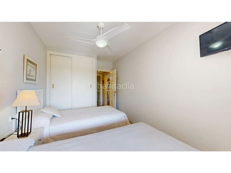 Foto c565c798-9c79-40e2-a2d4-919e2c7e866d. Pis amb aparcament piscina a Racó Cullera