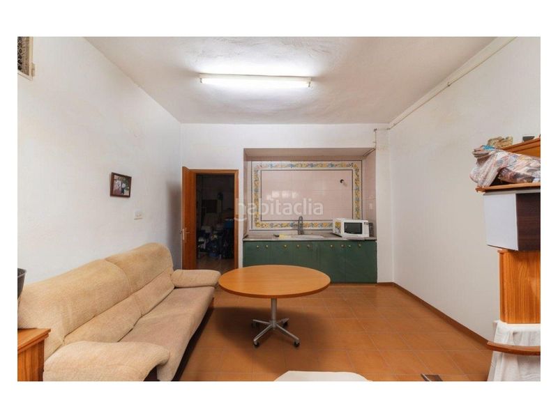 Foto f1036b2b-40a4-4bef-97fe-bf5275b15d60. Casa amb calefacció aparcament a Faura