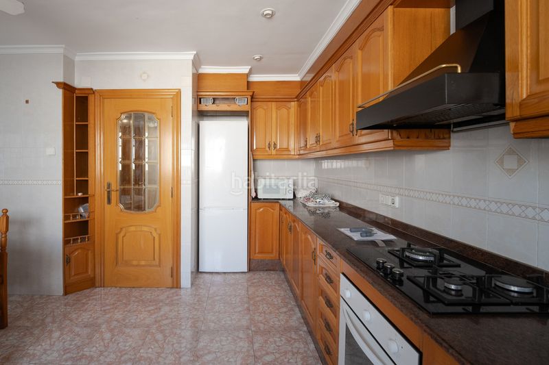 Foto e692cf7f-5bcf-4e97-8d69-8755d8159ee8. Pis a Russafa Valencia