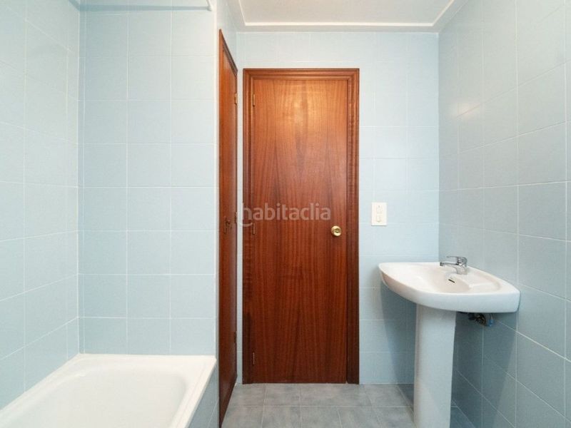 Foto ee1a3029-8c33-42fe-be88-fa967ce2d70d. Pis amb aparcament a Benifaió